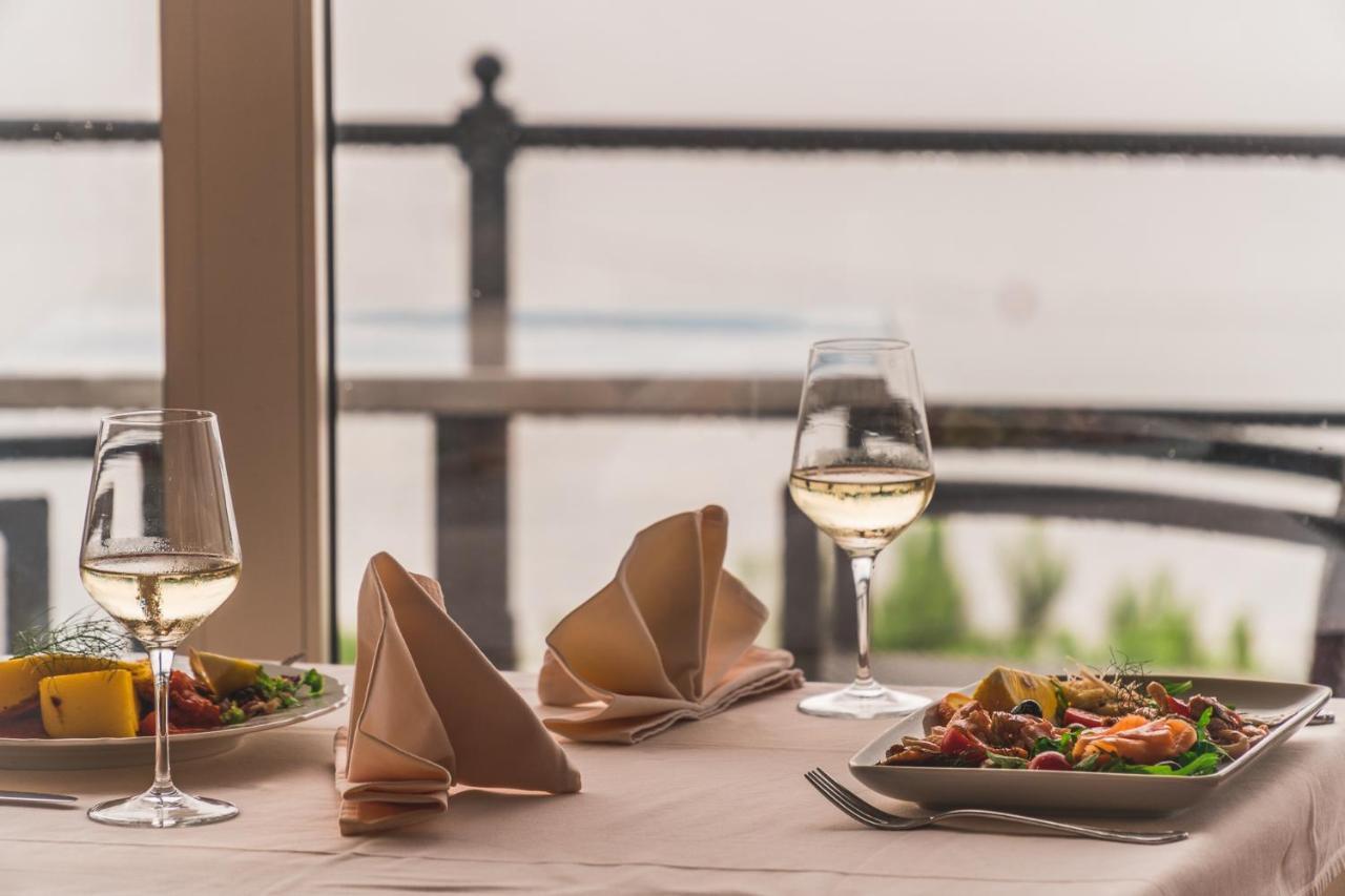 Hotel Savoy أوباتيا المظهر الخارجي الصورة