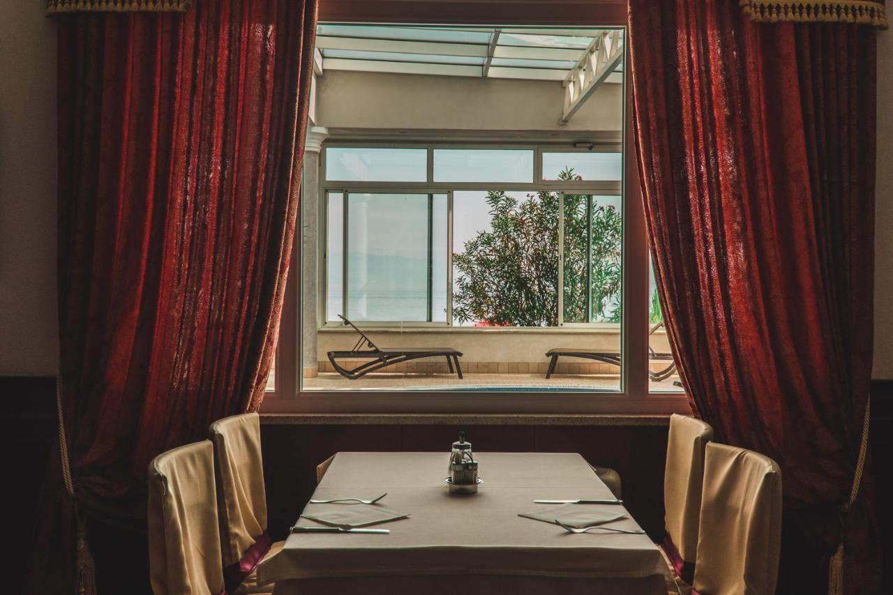 Hotel Savoy أوباتيا المظهر الخارجي الصورة
